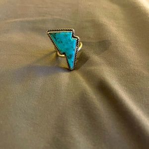 Kerges Nimen turquoise lightning bolt ring